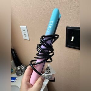 Soleil Blue and Pink Hair Straightener